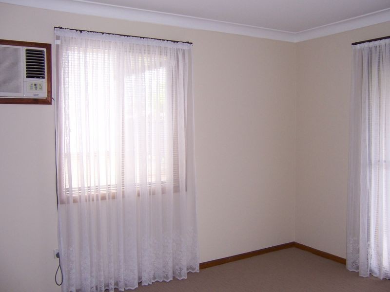 2 James Cook Avenue, Singleton NSW 2330