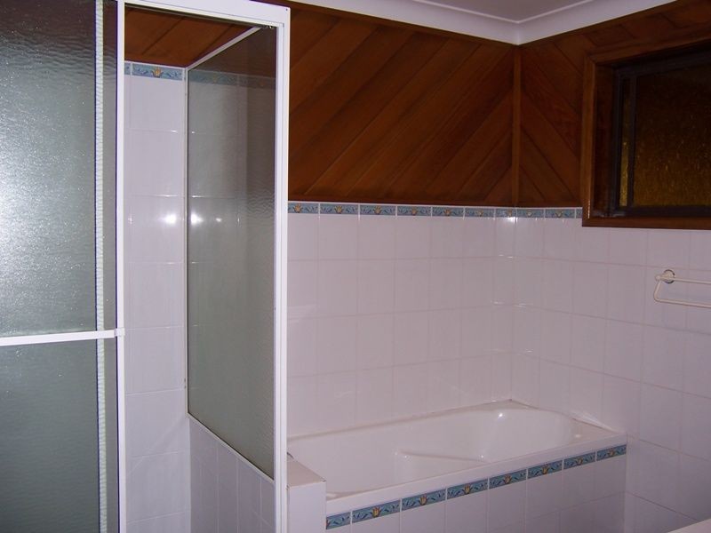 2 James Cook Avenue, Singleton NSW 2330