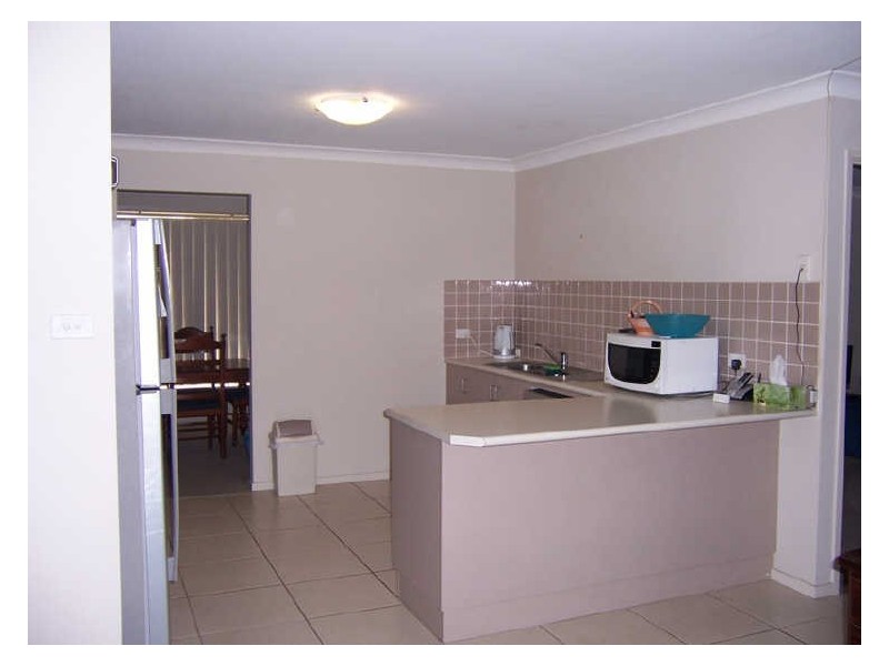 6 Allsop Place, Singleton NSW 2330