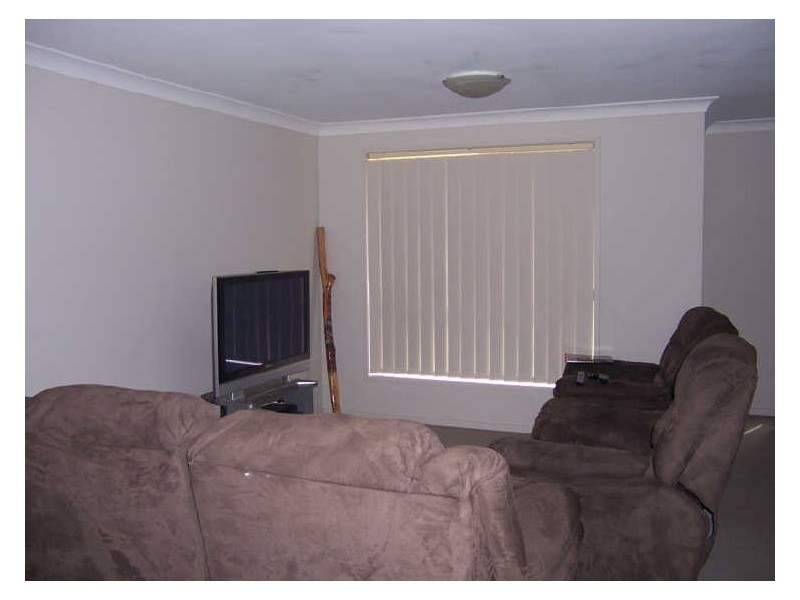 6 Allsop Place, Singleton NSW 2330