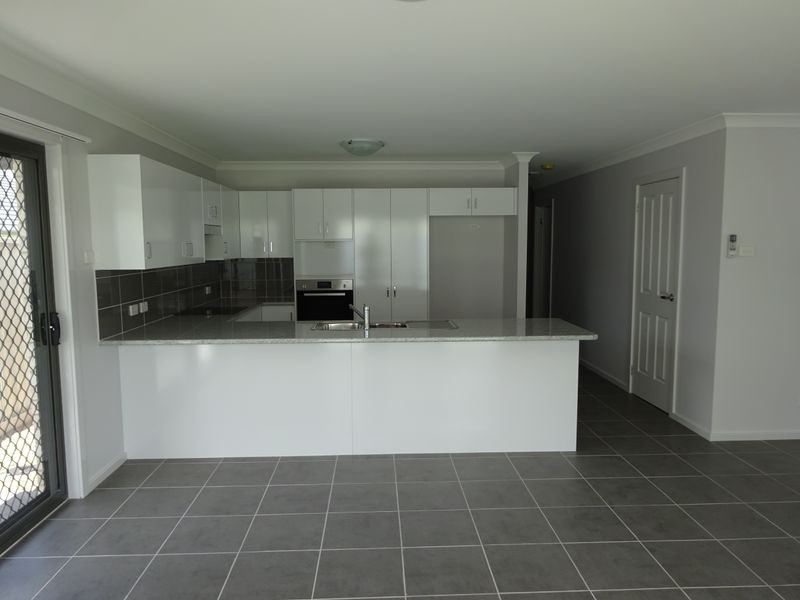 3/5 Wright Close, Singleton NSW 2330