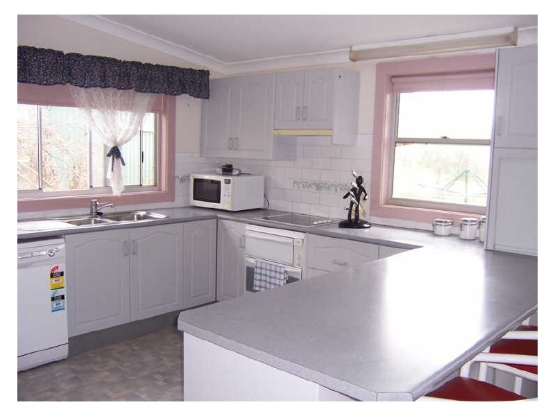 5 Linsday Street, Belford NSW 2335