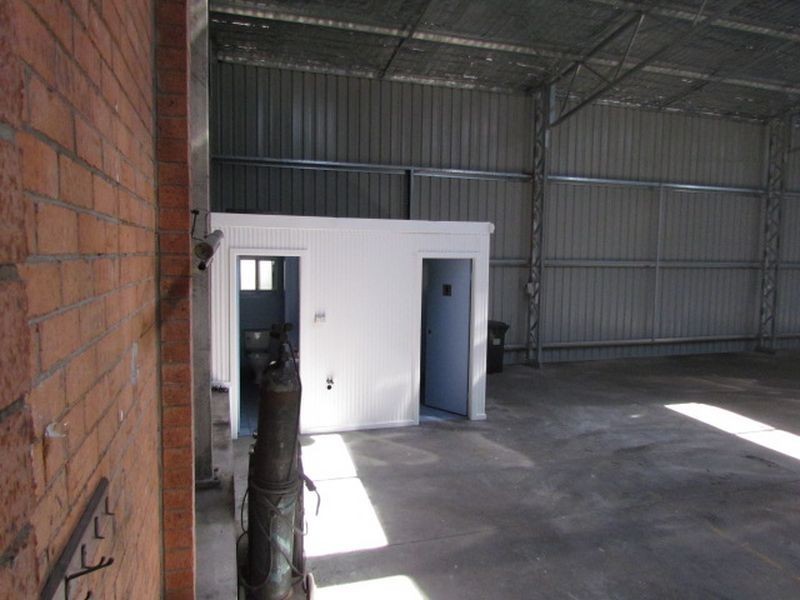 7 Enterprise Crescent, Singleton NSW 2330