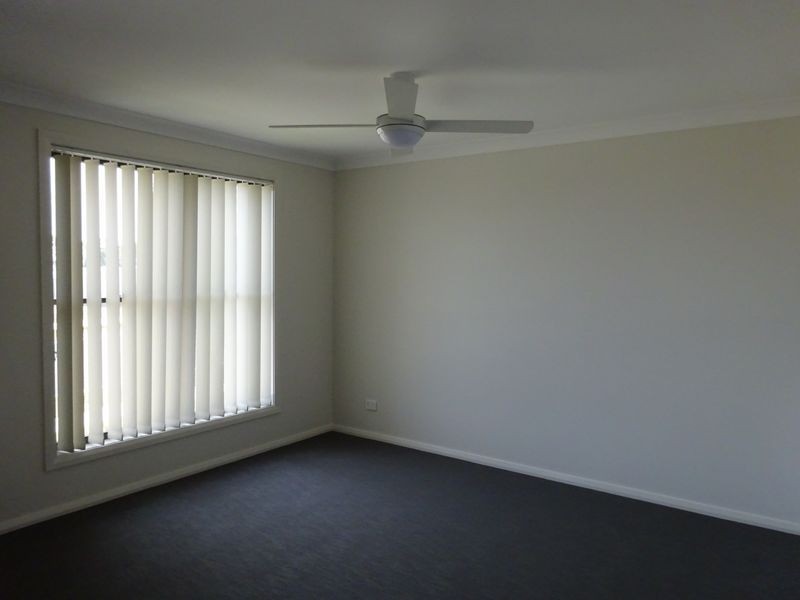 2/5 Lambkin Street, Singleton NSW 2330