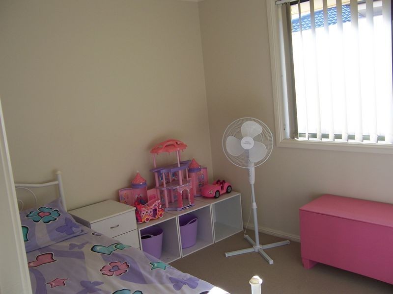 2/30 Pioneer Road, Singleton NSW 2330