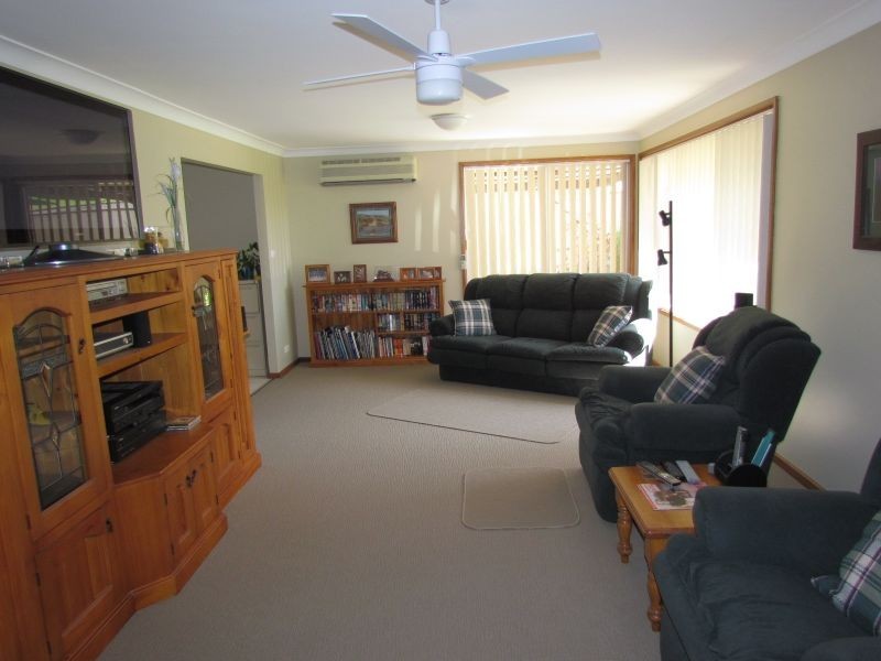 13 Watts Close, Singleton NSW 2330