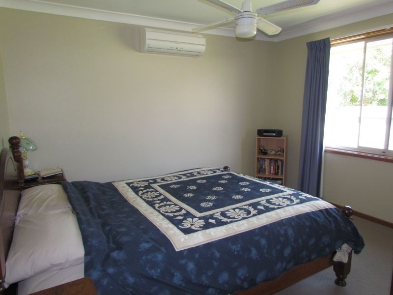 13 Watts Close, Singleton NSW 2330