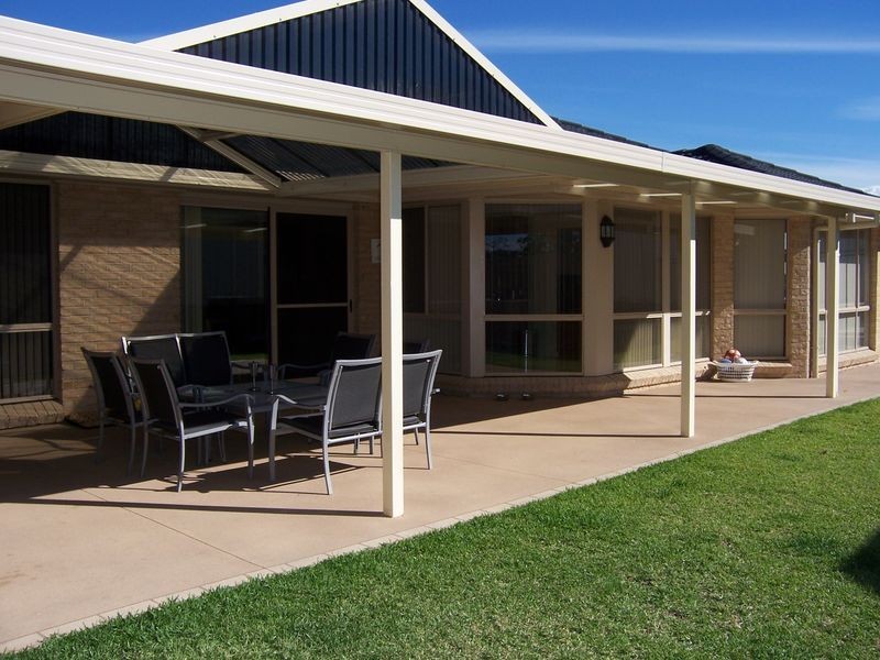 129 Casey Drive, Singleton NSW 2330