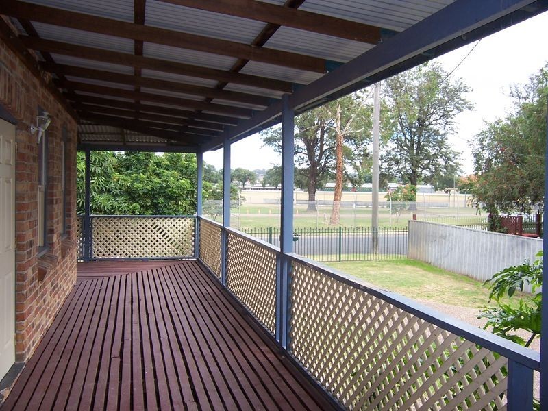 26 Church Street, Singleton NSW 2330