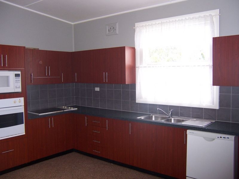 26 Church Street, Singleton NSW 2330