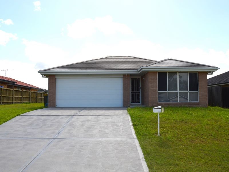 13 Wilkinson Boulevarde, Singleton NSW 2330