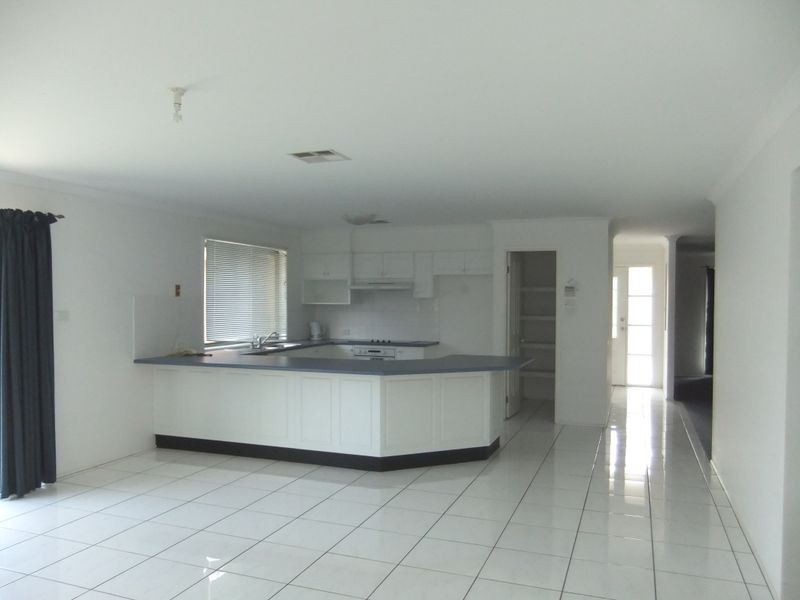 76 Acacia Circuit, Singleton NSW 2330