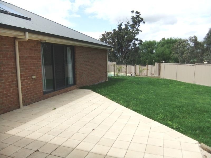 76 Acacia Circuit, Singleton NSW 2330