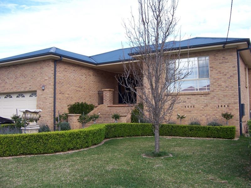 30 Bowden Street, Singleton NSW 2330