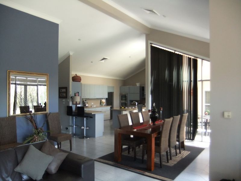 22A The Glade, Singleton NSW 2330
