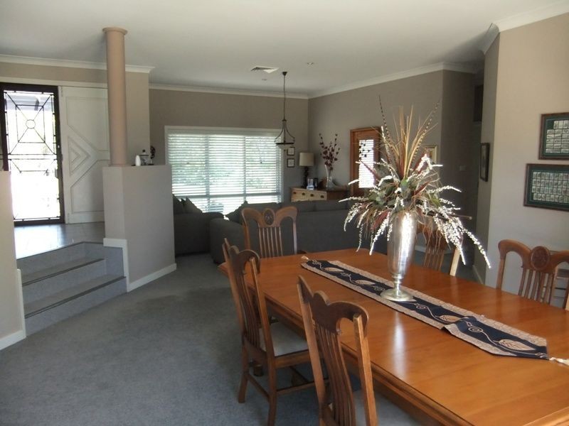 22A The Glade, Singleton NSW 2330