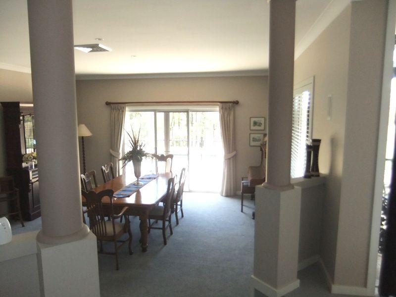 22A The Glade, Singleton NSW 2330