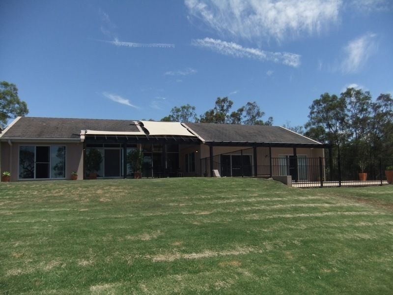 22A The Glade, Singleton NSW 2330