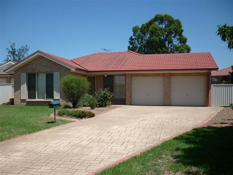 62 Casey Drive, Singleton NSW 2330