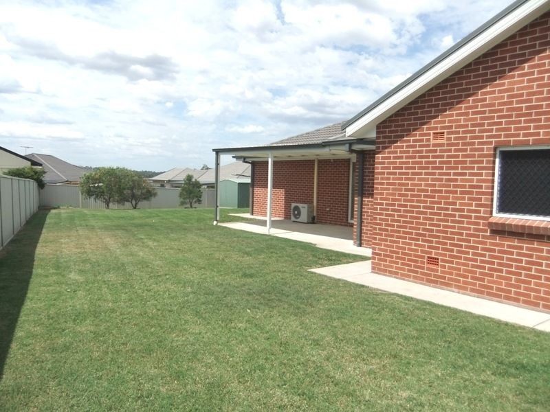 53 Casey Drive, Singleton NSW 2330