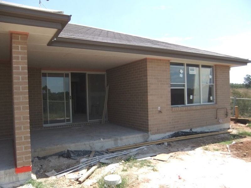 1/12 McMahon Way, Singleton NSW 2330