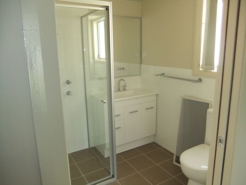 2/12 McMahon Way, Singleton NSW 2330