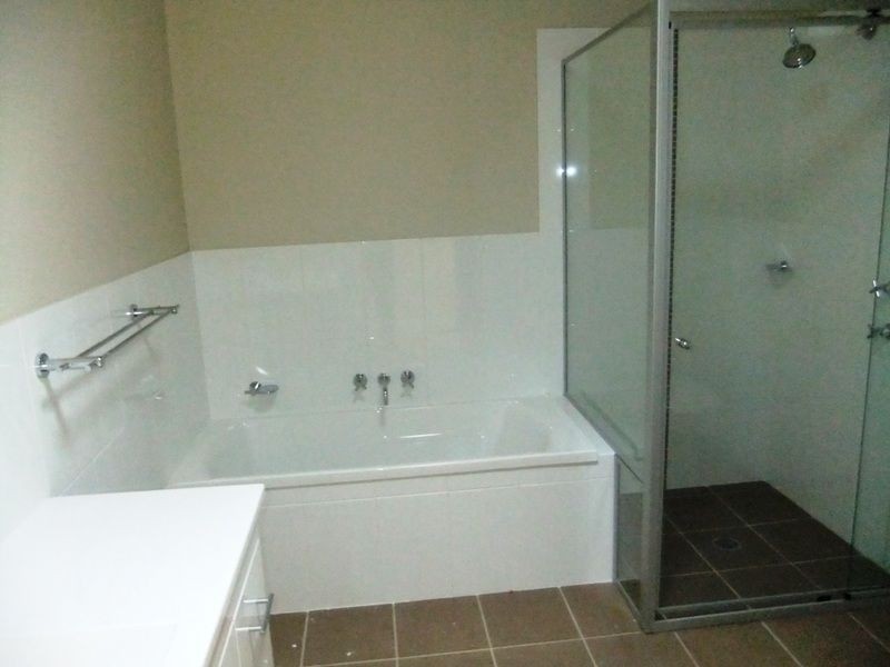 2/12 McMahon Way, Singleton NSW 2330