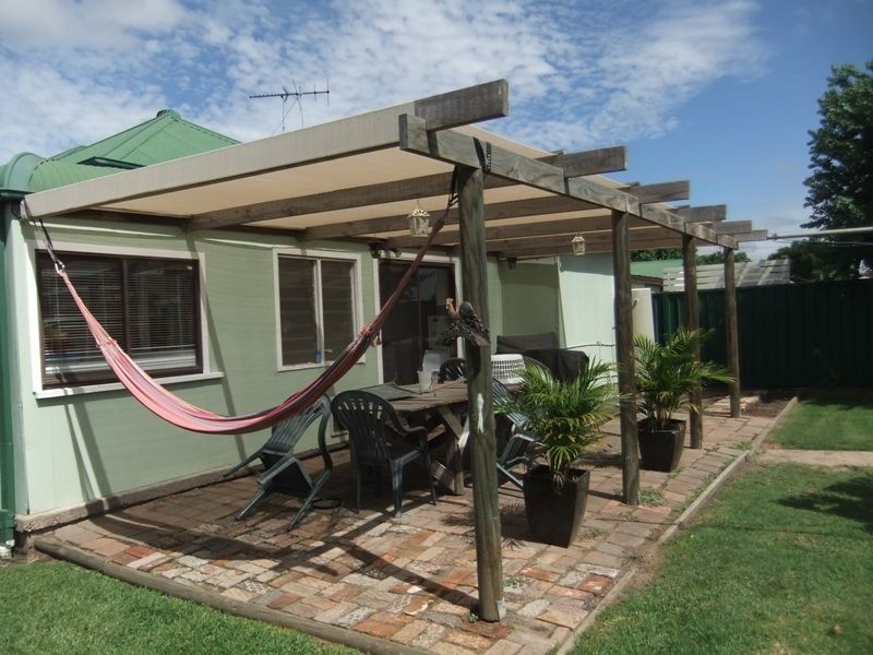 32 York Street, Singleton NSW 2330