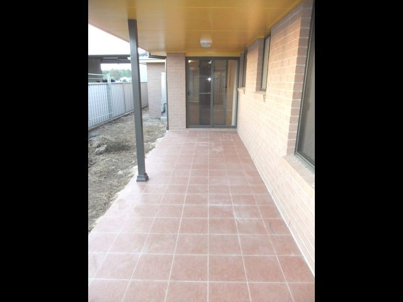 2/12 George Street, Branxton NSW 2335