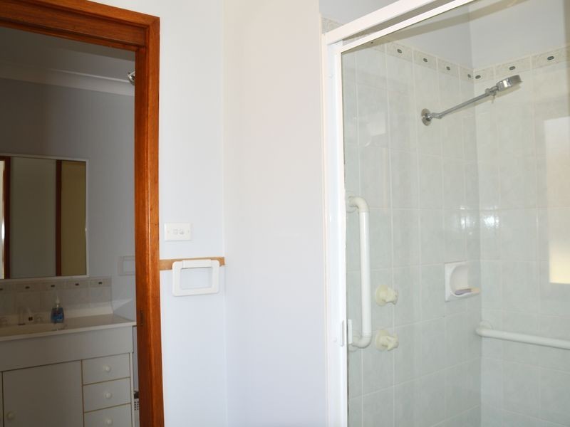 22 James Cook Avenue, Singleton NSW 2330