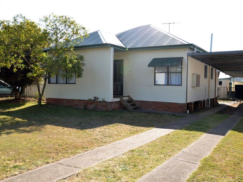 10 Loder Avenue, Singleton NSW 2330