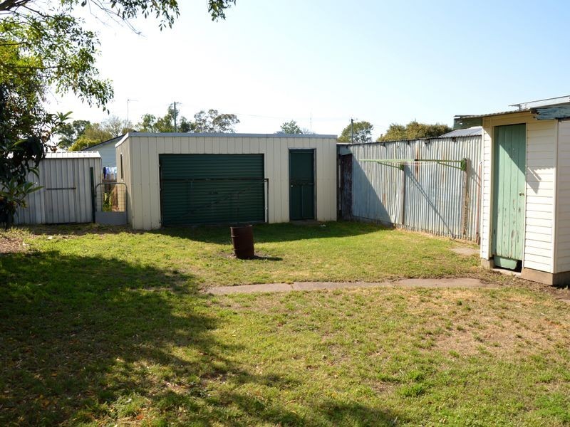 10 Loder Avenue, Singleton NSW 2330