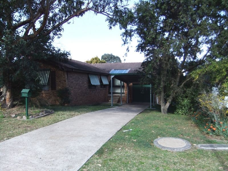 110 Lawson Avenue, Singleton NSW 2330