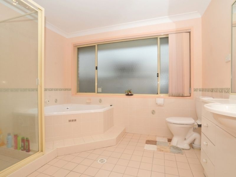 5 Sale Street, Greta NSW 2334