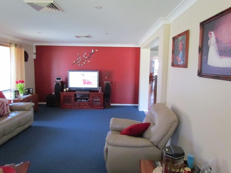 25 Belmadar Way, Singleton NSW 2330