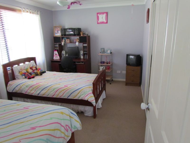 25 Belmadar Way, Singleton NSW 2330