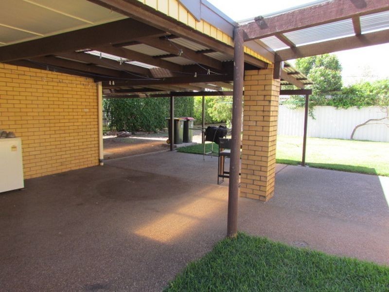 6 Kent Street, Singleton NSW 2330
