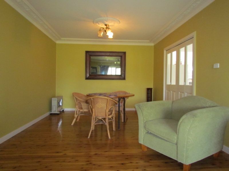 6 Kent Street, Singleton NSW 2330