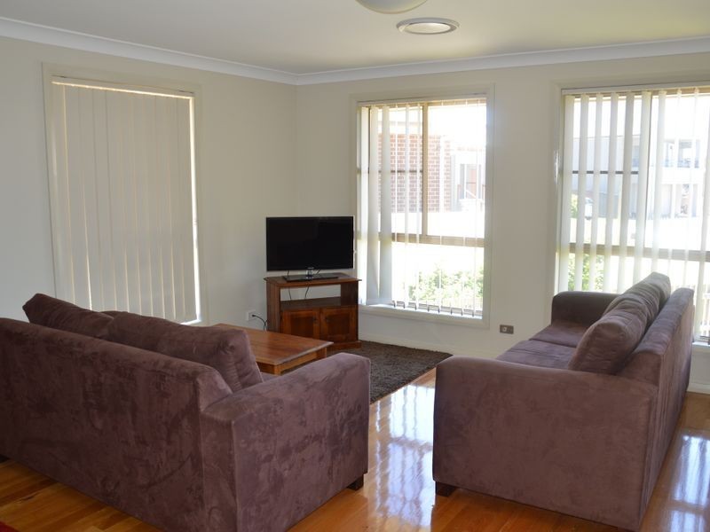 1/2 Bowden Street, Singleton NSW 2330