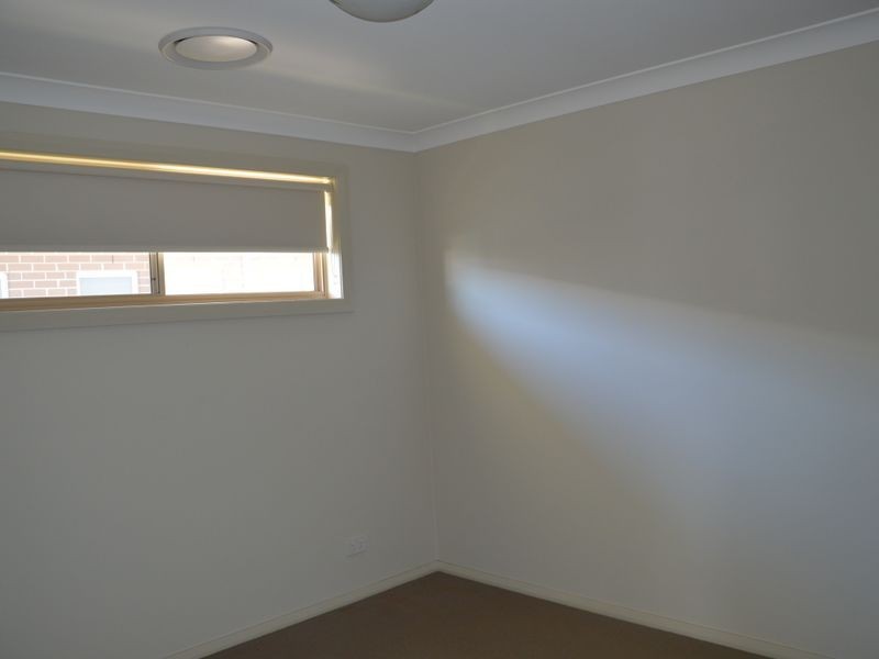 1/2 Bowden Street, Singleton NSW 2330