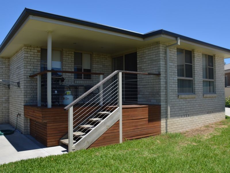 1/2 Bowden Street, Singleton NSW 2330