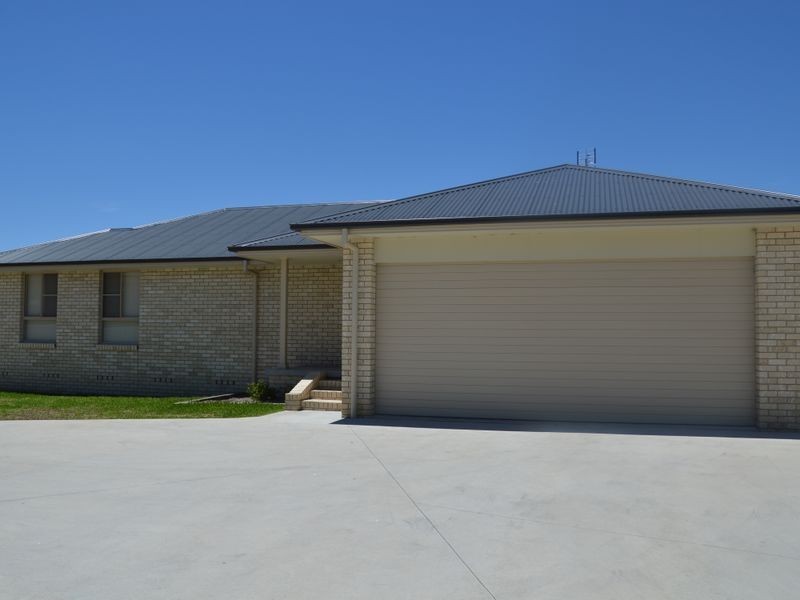 1/2 Bowden Street, Singleton NSW 2330