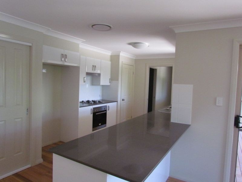 2/2 Bowden Street, Singleton NSW 2330