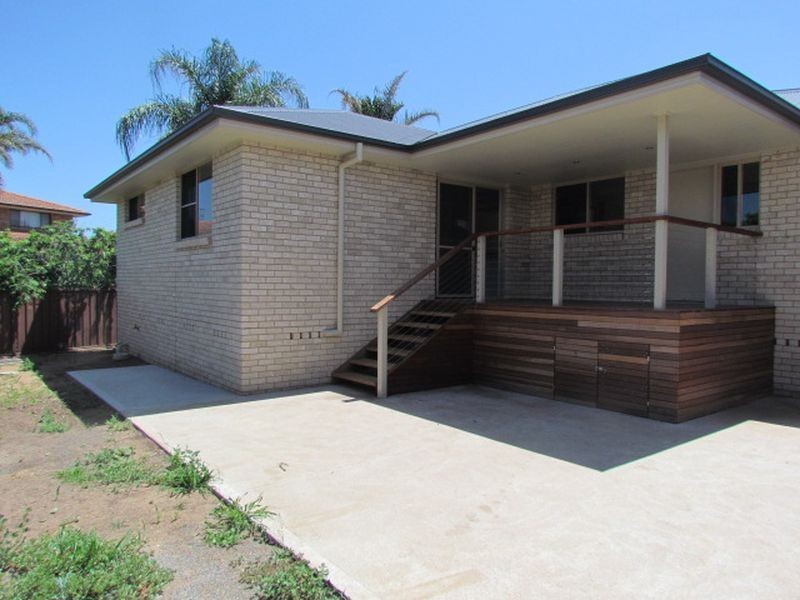 2/2 Bowden Street, Singleton NSW 2330
