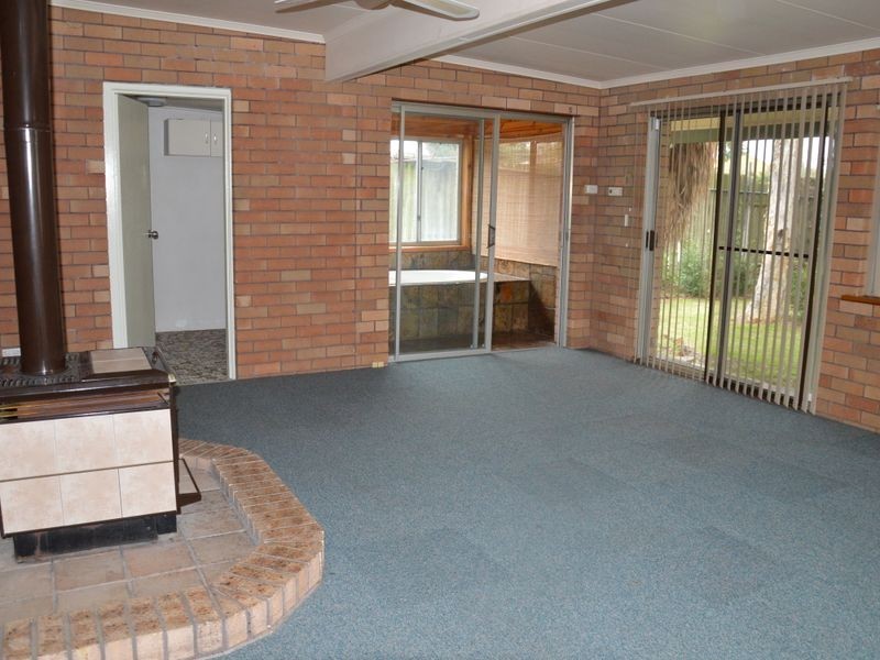 10 Dalton Avenue, Singleton NSW 2330