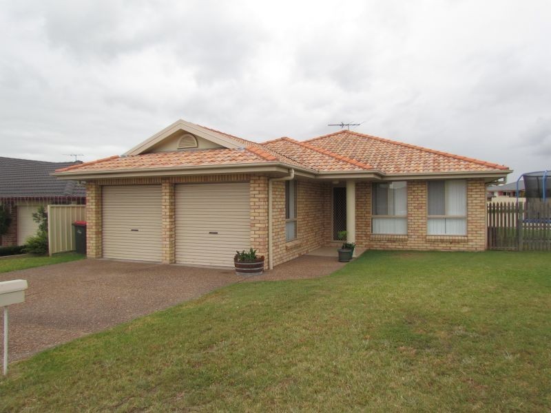 8 North Close, Singleton NSW 2330