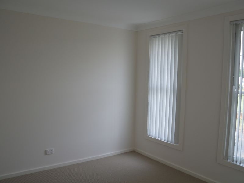 2B Sussex Street, Singleton NSW 2330