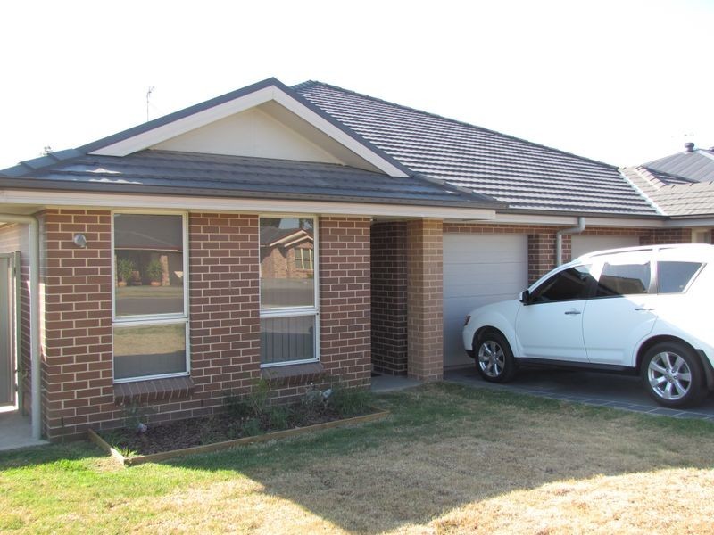 1/59 Wattle Ponds Road, Singleton NSW 2330