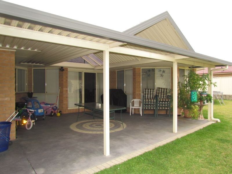 48 Casey Drive, Singleton NSW 2330