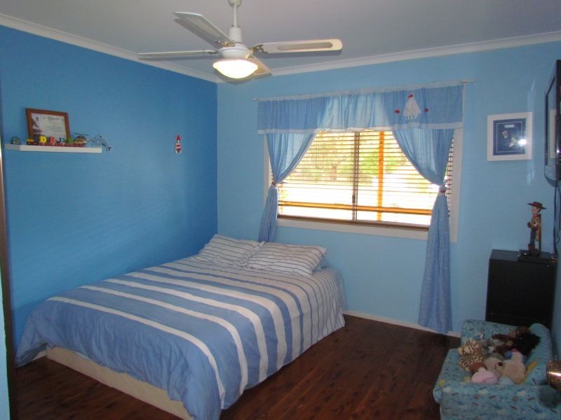 2A Little Park Street, Greta NSW 2334